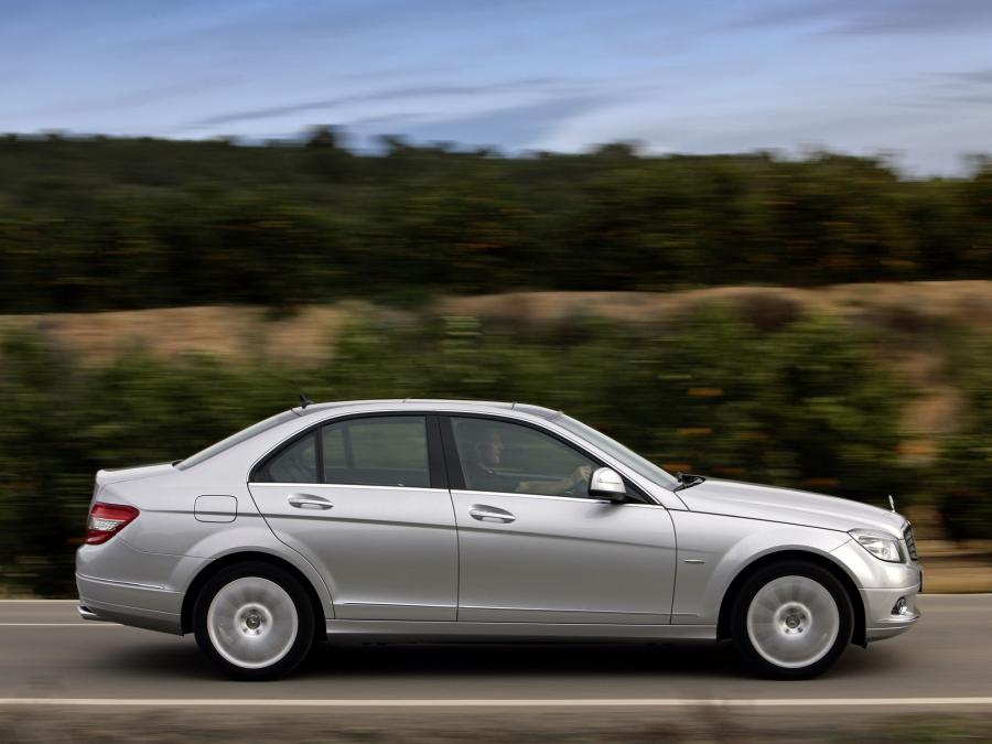  Mercedes-Benz C350 2007 года  (фото 19 из 25)